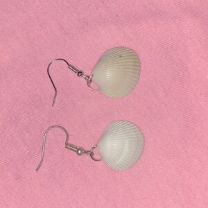 Shell earrings